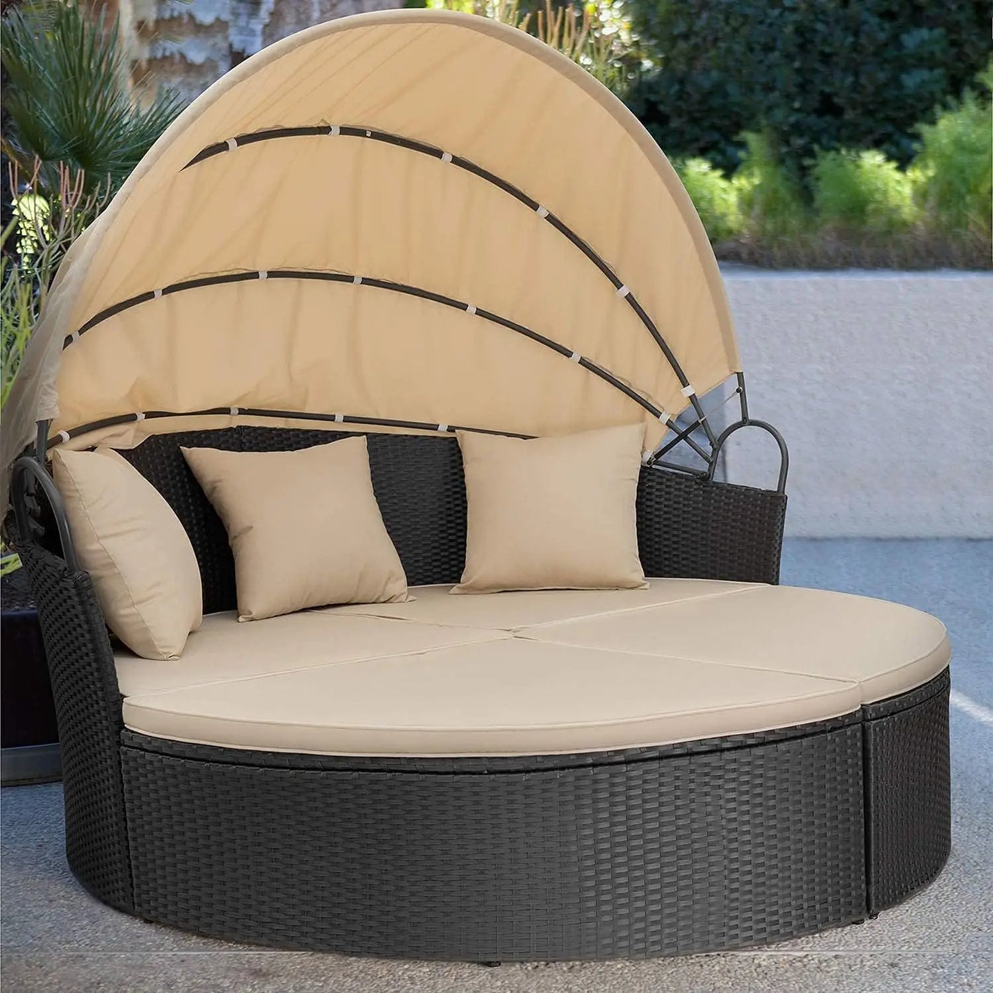 Outdoor Daybed With Retractable Canopy Rattan Cushions
